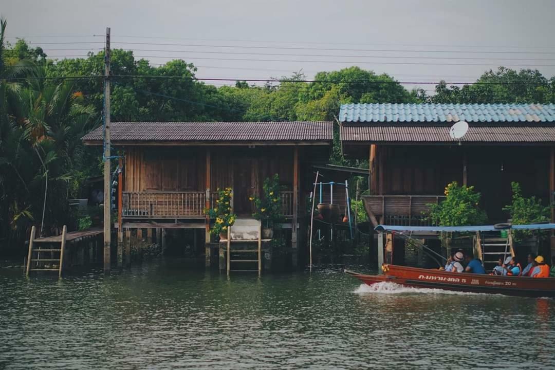 Bansuwan Homestay Amphawa Eksteriør bilde